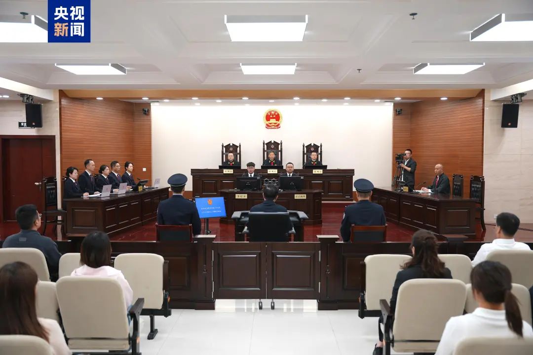 受贿超8.22亿元！新疆维吾尔自治区党委原副书记李鹏新一审被判死缓(图3)