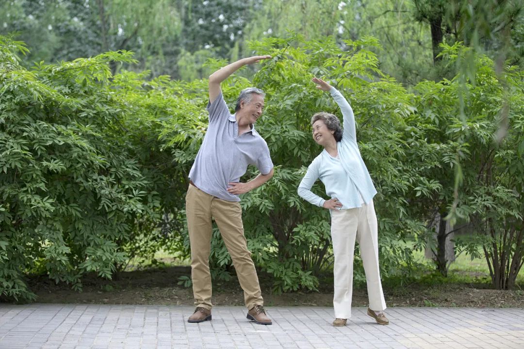 高温天预防心脏疾病风险,这三件事不要做!(图2) 高温天预防心脏疾病风险,这三件事不要做!(图2)