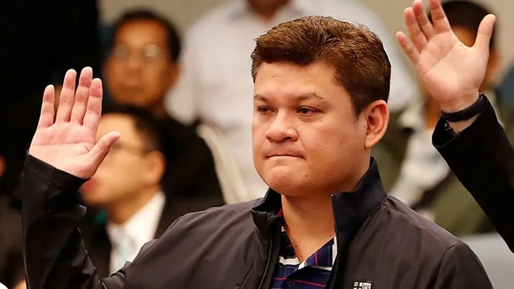 保罗·杜特尔特因“酒吧打人”事件陷入麻烦(图1) 图片