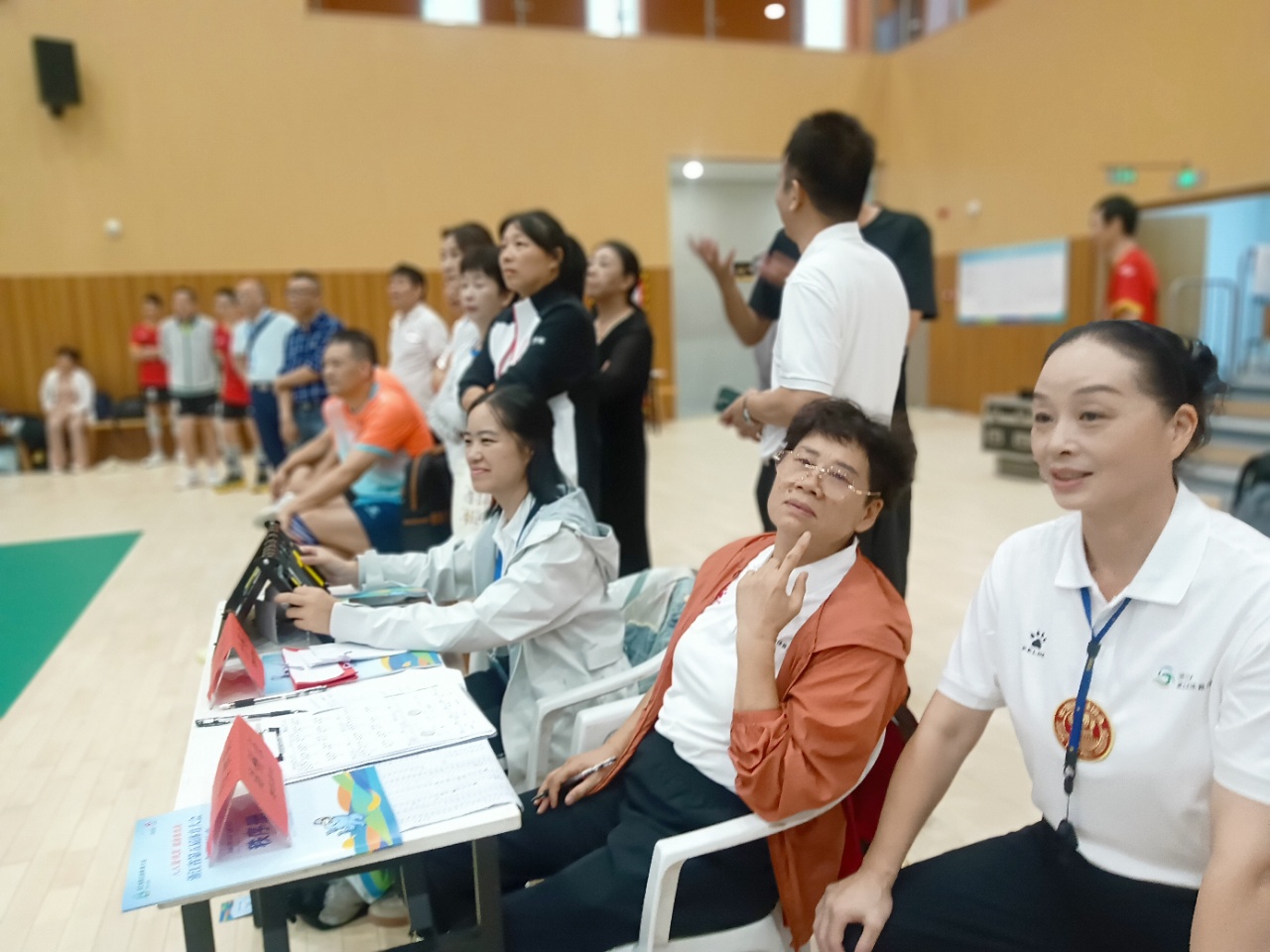 省联赛“空降”亭旁 亭旁又刮“红色风暴”(图4) a4.jpg