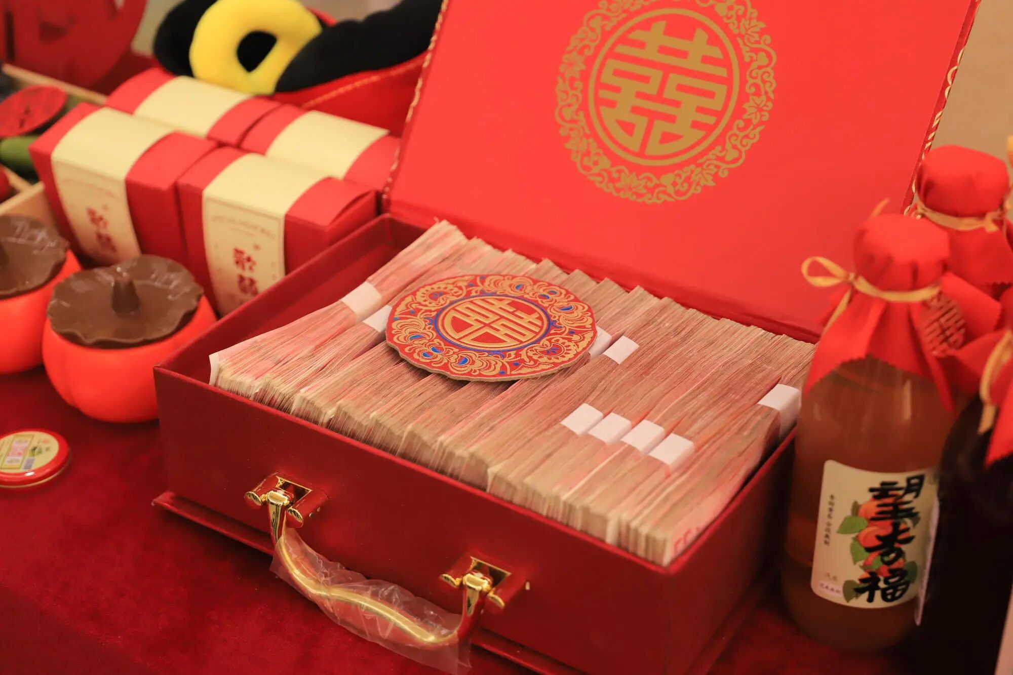 “建议彩礼金额不超过6万元”,冲上热搜第一(图2) 2.jpg